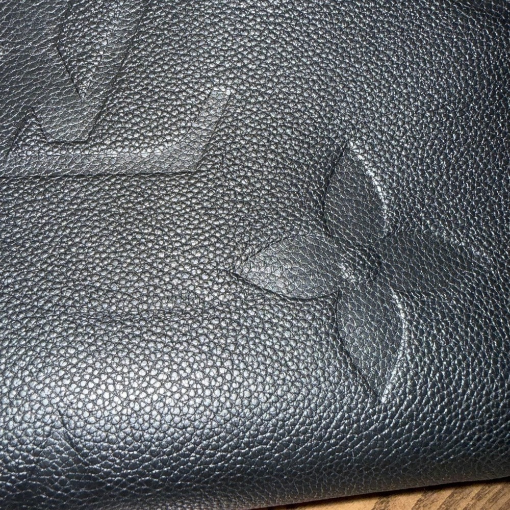 Louis Vuitton OnTheGo MM Black Monogram Empreinte Leather Tote Bag - Picture 4 of 12
